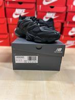 New Balance Triple Black Leather Maat 42,5 U9060NRI, New Balance, https://new-balance.zendesk.com/hc/nl/requests/new?ticket_form_id=14213131860124