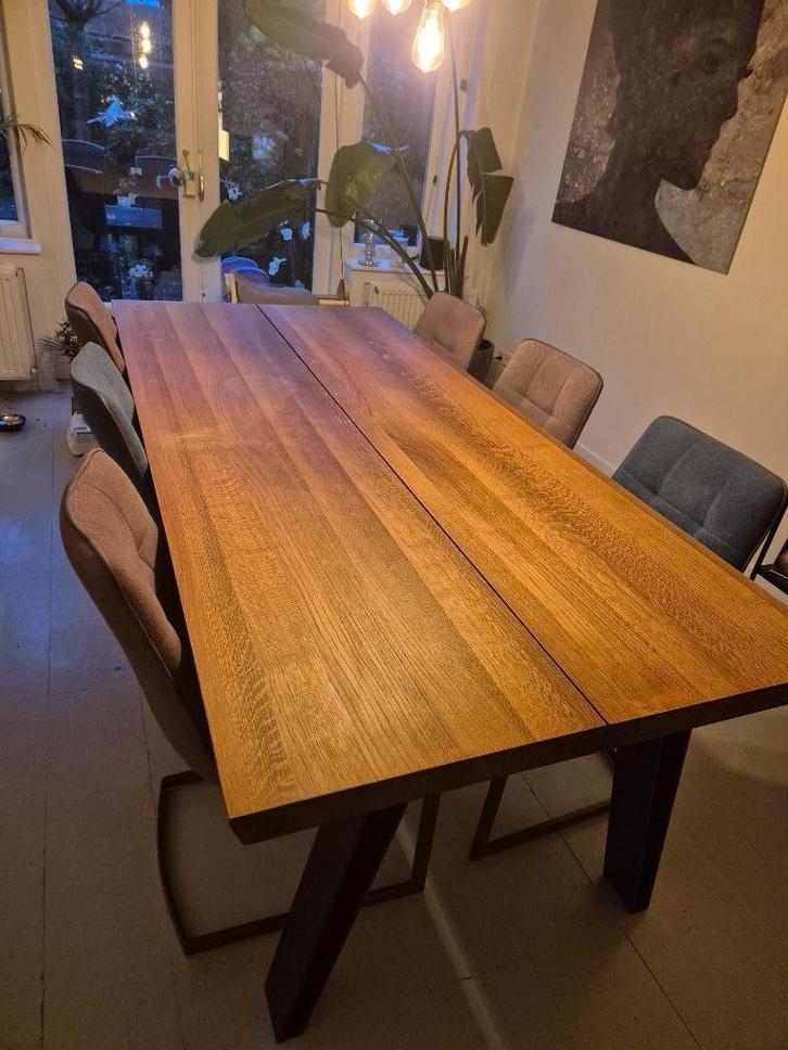 Eettafel Qliv, Huis en Inrichting, Tafels | Eettafels, Zo goed als nieuw, 50 tot 100 cm, 200 cm of meer, Vijf personen of meer