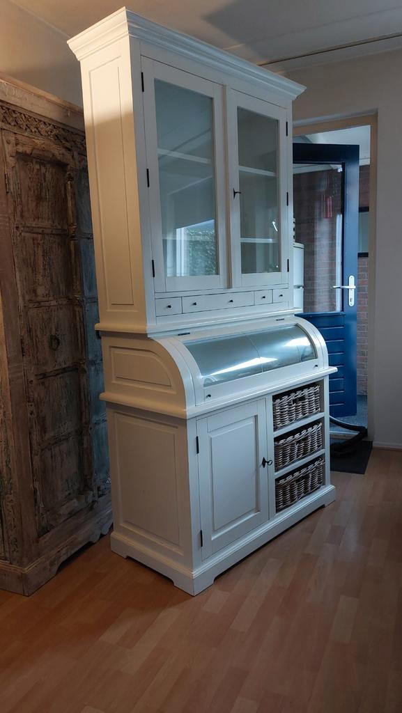 Mooie Kast met Glasdeuren en Rolluik, Huis en Inrichting, Kasten | Buffetkasten, Zo goed als nieuw, 150 tot 200 cm, 100 tot 150 cm
