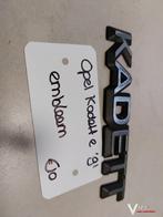 Opel Kadett E embleem '91, Auto-onderdelen, Carrosserie en Plaatwerk, Gebruikt, -, -, Ophalen of Verzenden