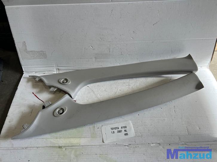 TOYOTA AYGO A Stijl stijlbekleding links rechts 2005-2014, Auto-onderdelen, Interieur en Bekleding, Toyota, Gebruikt, Ophalen of Verzenden