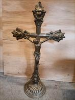 Antiek koperen kruis. Vintage crucifix., Ophalen