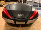 Givi Maxi 4 Topkoffer zat op onze Burgman 650, Motoren, Accessoires | Koffers en Tassen, Ophalen, Gebruikt