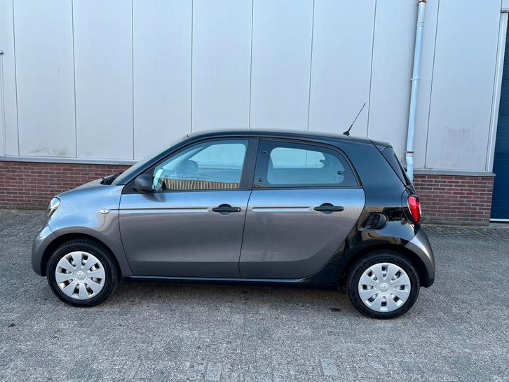 Smart Forfour 50.000 km nieuwe banden! 1.0 52KW 2016 Grijs, Auto's, Smart, Particulier, ForFour, ABS, Airbags, Airconditioning