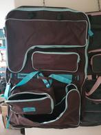 Te koop 2 tassen voor de wedstrijden, Dieren en Toebehoren, Paarden en Pony's | Overige Paardenspullen, Ophalen of Verzenden, Zo goed als nieuw