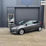 Ford Focus 125pk Titanium CLIMA | CRUISE CONTROL | SYNC 3 |, Zwart, USB, Origineel Nederlands, Bedrijf
