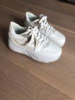 Schoenen met wieltjes maat 36, Kinderen en Baby's, Speelgoed | Buiten | Rolschaatsen, Ophalen of Verzenden, Zo goed als nieuw