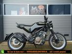 HUSQVARNA SVARTPILEN 401 (bj 2019), Bedrijf, 373 cc, 12 t/m 35 kW, Naked bike