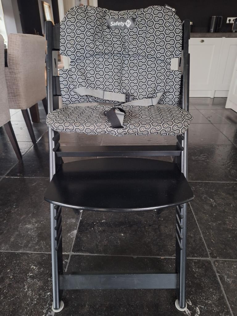Safety 1st Meegroeistoel, Kinderen en Baby's, Kinderstoelen, Ophalen, Zo goed als nieuw, Meegroeistoel, Gordel(s)
