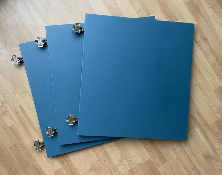 IKEA Lappviken Blauw - 3x Deuren (60cm x 64cm) + Scharnieren, Huis en Inrichting, Kasten | Televisiemeubels, Zo goed als nieuw