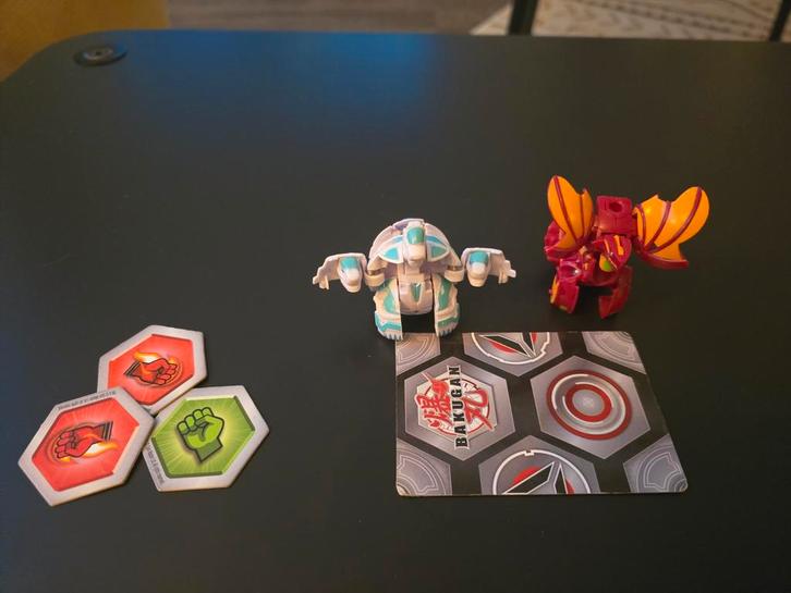 2 Bakugan ballen - nieuw!, Kinderen en Baby's, Speelgoed | Overig, Zo goed als nieuw, Jongen of Meisje, Ophalen of Verzenden