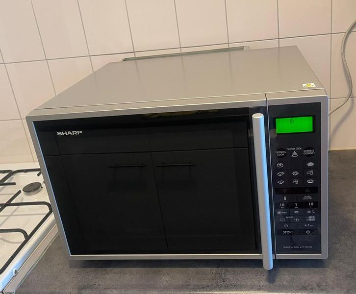 Sharp combimagnetron, Witgoed en Apparatuur, Magnetrons, Zo goed als nieuw, Oven, Ophalen