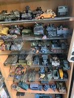 Vitrine met veel tanken schaal 1/35, Gebruikt, Tank, 1:32 tot 1:50, Ophalen