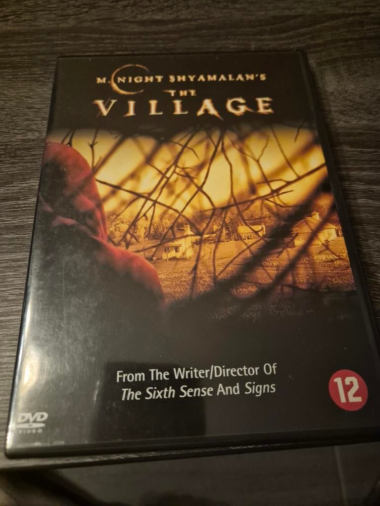 The village, Alle leeftijden, Ophalen of Verzenden, Zo goed als nieuw, Overige genres