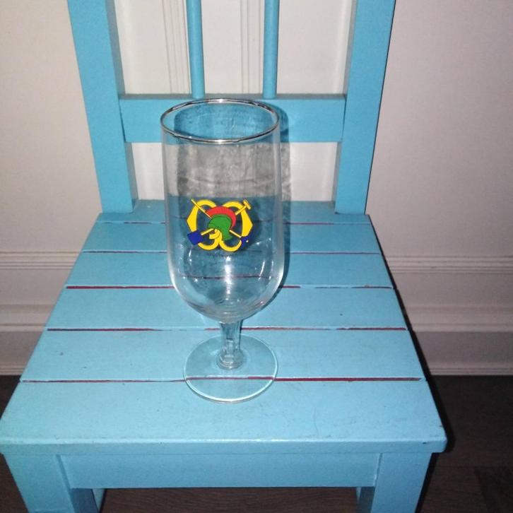 Glas met logo 1ste Genietroepen, Verzamelen, Militaria | Algemeen, Landmacht, Overige typen, Nederland, Ophalen