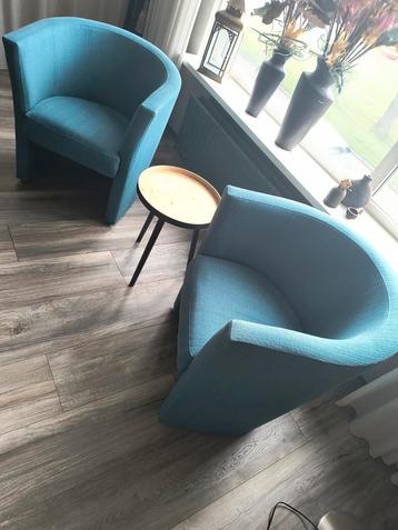 Mooie blauw/groene kuipstoelen - z.g.a.n. beschikbaar voor biedingen