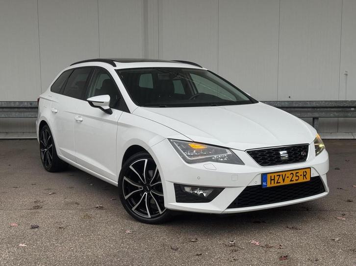 Seat Leon ST 1.4 TSI FR Business|Pano|LED|Sfeer|Half-Leder|S, Auto's, Seat, Bedrijf, Te koop, Leon, ABS, Airbags, Airconditioning
