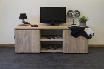 Leuk TV meubel van gebruikt steigerhout beschikbaar voor biedingen