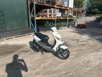 peugeot vivacity 2takt 50cc beschikbaar voor biedingen
