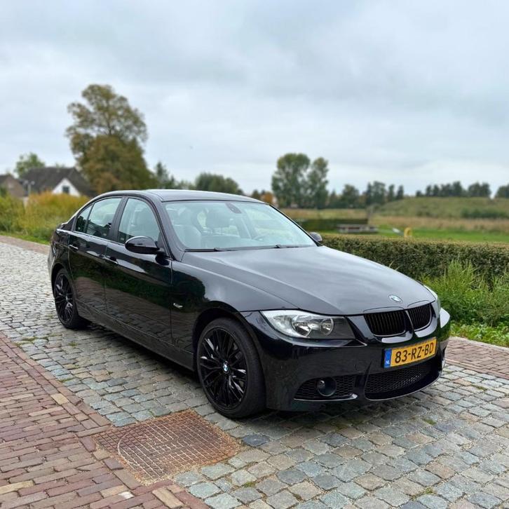 BMW 325i E90 Dynamic Exec., Auto's, BMW, Particulier, 3-Serie, ABS, Airbags, Airconditioning, Alarm, Boordcomputer, Centrale vergrendeling
