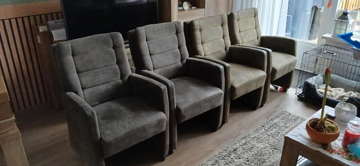 4 eetkamerstoelen, Huis en Inrichting, Stoelen, Zo goed als nieuw, Vier, Bruin, Ophalen