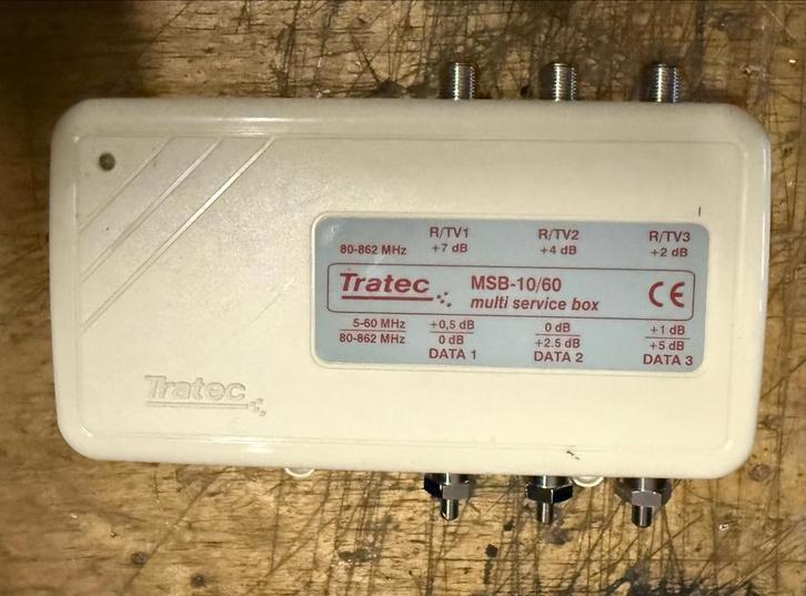 Ziggo Tratec MSB-10/60 Antenne Signaalversterker, Audio, Tv en Foto, Televisie-accessoires, Gebruikt, Ophalen of Verzenden