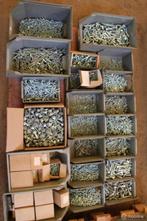 Online Veiling: Partij bevestigingsmaterialen in magazijn..., Gebruikt