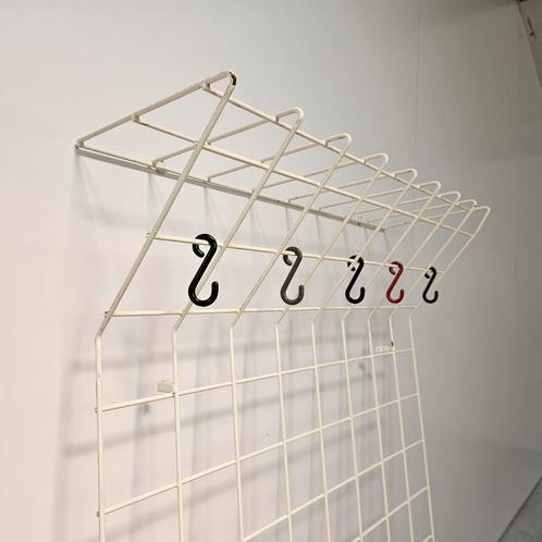 Vintage string kapstok, Huis en Inrichting, Woonaccessoires | Kapstokken, Gebruikt, Wandkapstok, 100 tot 150 cm, Metaal, Ophalen