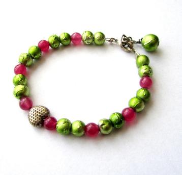 Prachtige Armband met Murano glas kralen beschikbaar voor biedingen