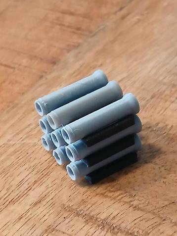 Gestapelde rioolbuizen h0 beschikbaar voor biedingen