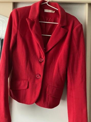 Rood colbertjasje maat S/M blazer beschikbaar voor biedingen