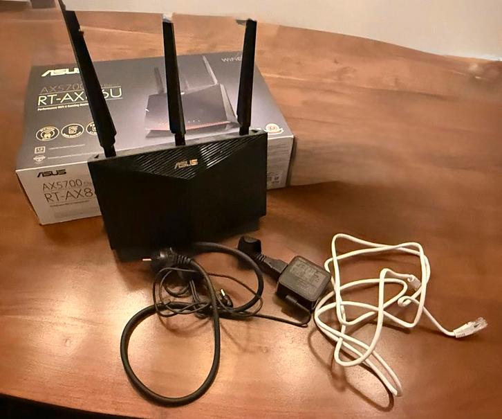 ASUS RT-AX86U WiFi 6 router, Computers en Software, Routers en Modems, Zo goed als nieuw, Router, Ophalen of Verzenden