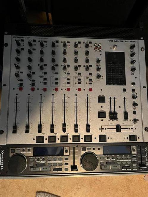 flightcase met Behringer PRO mixer DX1000 en Tascam CD-X1500, Muziek en Instrumenten, Dj-sets en Draaitafels, Zo goed als nieuw