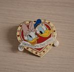 Donald & Katrien Duck Valentijn LE pin - Disneyland Resort, Ophalen of Verzenden, Zo goed als nieuw, Speldje of Pin