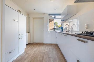 Nette, goed onderhouden keuken te koop! beschikbaar voor biedingen