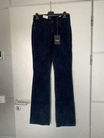 F1167 Nieuw: Angels: Cici: Bootleg mt 36/38 jeans broek L32
