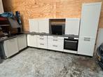 Mooie hoekkeuken ! 6 jaar oud AEG apparatuur, Huis en Inrichting, Keuken | Complete keukens, Ophalen of Verzenden, Zo goed als nieuw