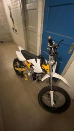 Crossmotor 125cc 4takt, Fietsen en Brommers, Minibikes, Midibikes en Pitbikes, Ophalen, Zo goed als nieuw, 125 cc, Pitbike
