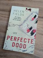 Perfecte Dood - Helen Fields, Ophalen of Verzenden, Gelezen, Helen Fields, Nederland
