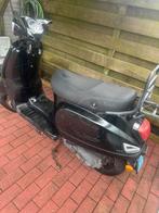 Benzine scooter, Fietsen en Brommers, Snorfietsen en Snorscooters, Ophalen, Zo goed als nieuw, Benzine, Overige merken