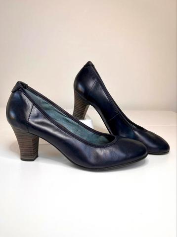 Tamaris pumps, donkerblauw leer, 40 beschikbaar voor biedingen