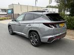 Hyundai Tucson 1.6 T-GDI HEV 230PK 4x4 N-Line•Pano, Auto's, Hyundai, Stof, Gebruikt, 4 cilinders, 1650 kg