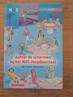 Achter de schermen bij het NOS jeugdjournaal, Ophalen of Verzenden, Zo goed als nieuw, Jan Paul Schutten