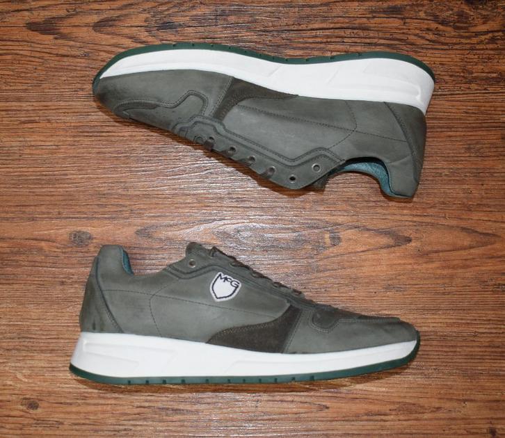 McGregor - leren sneakers Khaki - maat 42, Kleding | Heren, Schoenen, Nieuw, Sneakers of Gympen, Overige kleuren, Ophalen of Verzenden