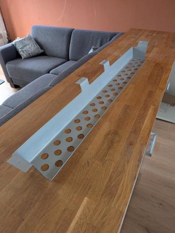 Kabelgoot voor galant bureau (135cm) - afbeelding 1