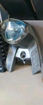 Gazelle Koplamp nieuwer model voor naafdijnamo, Ophalen of Verzenden, Zo goed als nieuw, Dynamo, Voorlicht