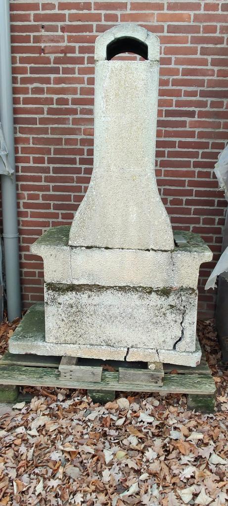 Oude stenen Palazetti barbecue, Tuin en Terras, Tuinmeubel-accessoires, Gebruikt, Ophalen