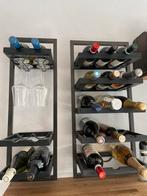 Mooie wijnrekken met hang voor glaswerk, Huis en Inrichting, Woonaccessoires | Wijnrekken, Ophalen, Overige materialen, 15 tot 25 flessen