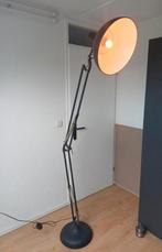 Staande lamp, Huis en Inrichting, Lampen | Vloerlampen, Ophalen, Zo goed als nieuw, 150 tot 200 cm