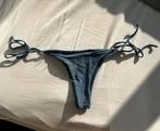 string bikini broekje faded blauw/groen maat S, Kleding | Dames, Zo goed als nieuw, Bikini, Shein, Verzenden